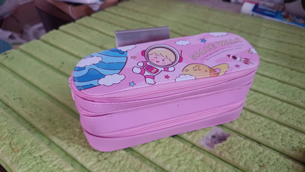 3 Layer Large Capacity With Multi-Functional Pencil Case (1 Pc) 3 Layer Large Capacity With Multi-Functional Pencil Case (1 Pc)